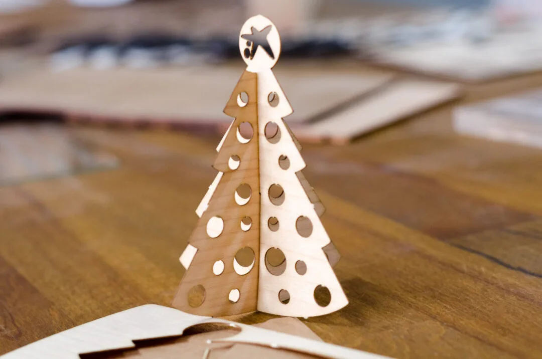 Prototipo árbol navidad CAIXABANK