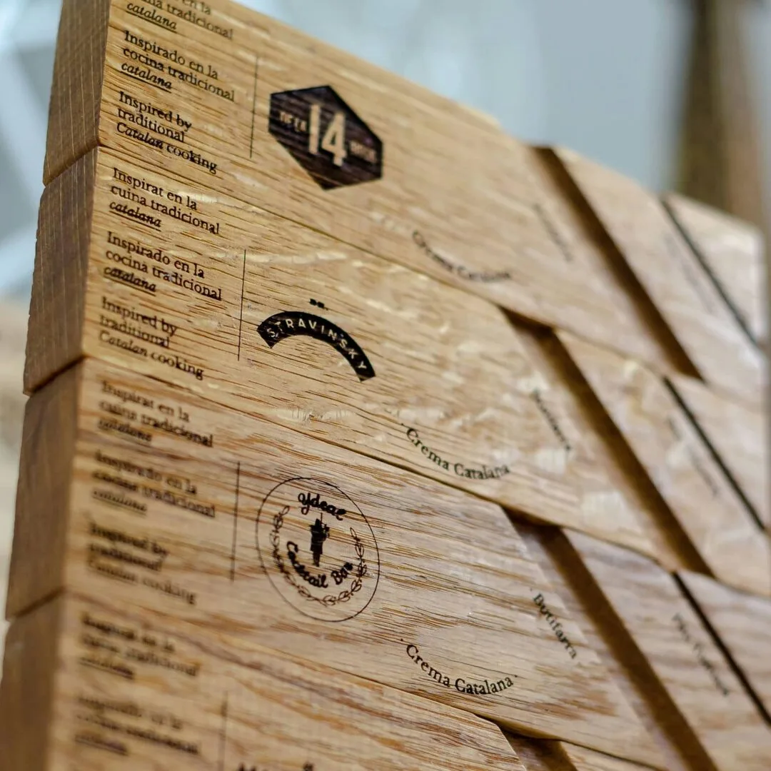 Bandejas de presentación para evento de CARDHU