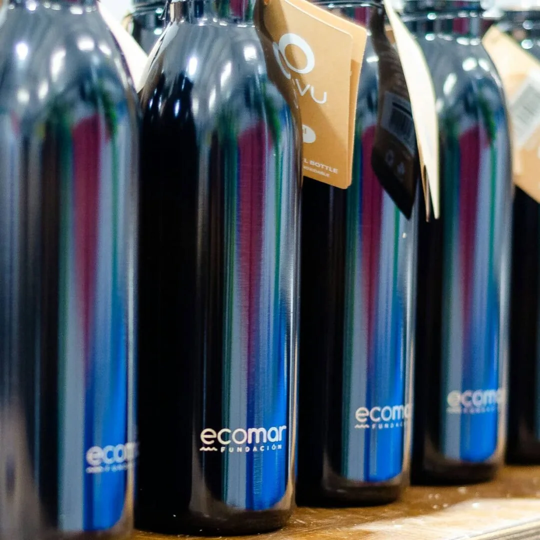 Marcado de botellas para FUNDACIÓN ECOMAR