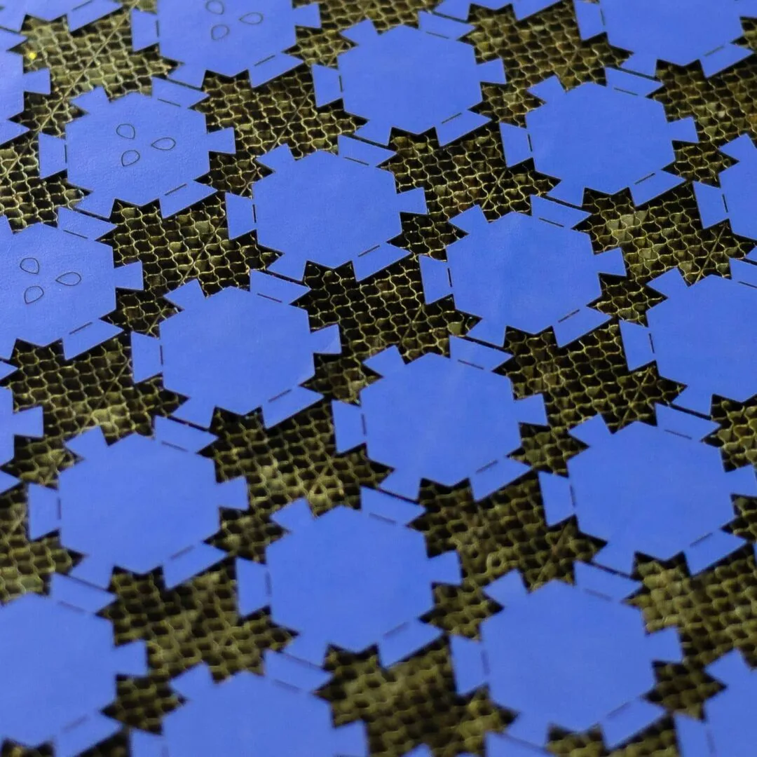 Corte de piezas de cuero para bisutería