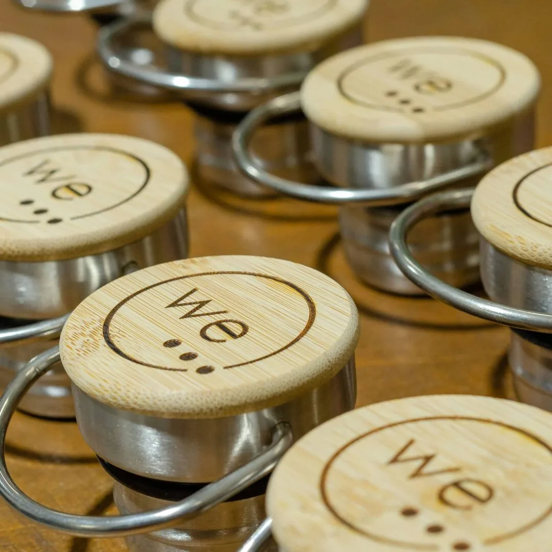 Grabado de botellas térmicas para WAYA ENERGY