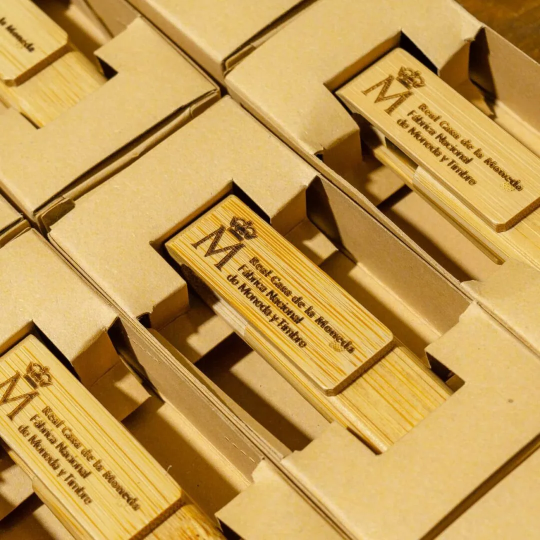 Grabado de USB para la FMNT