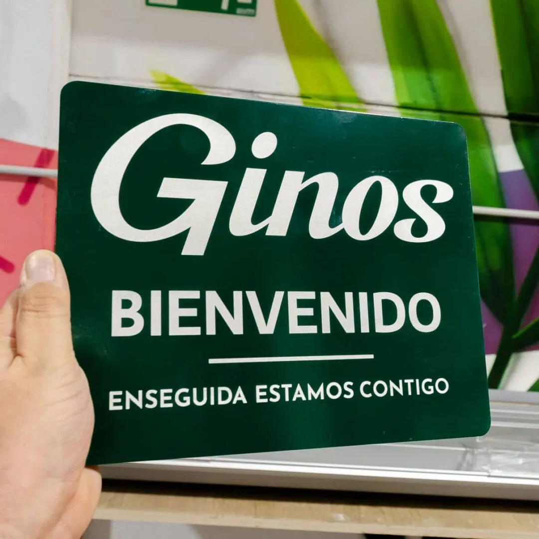 Grabado de placas de aluminio para GINOS