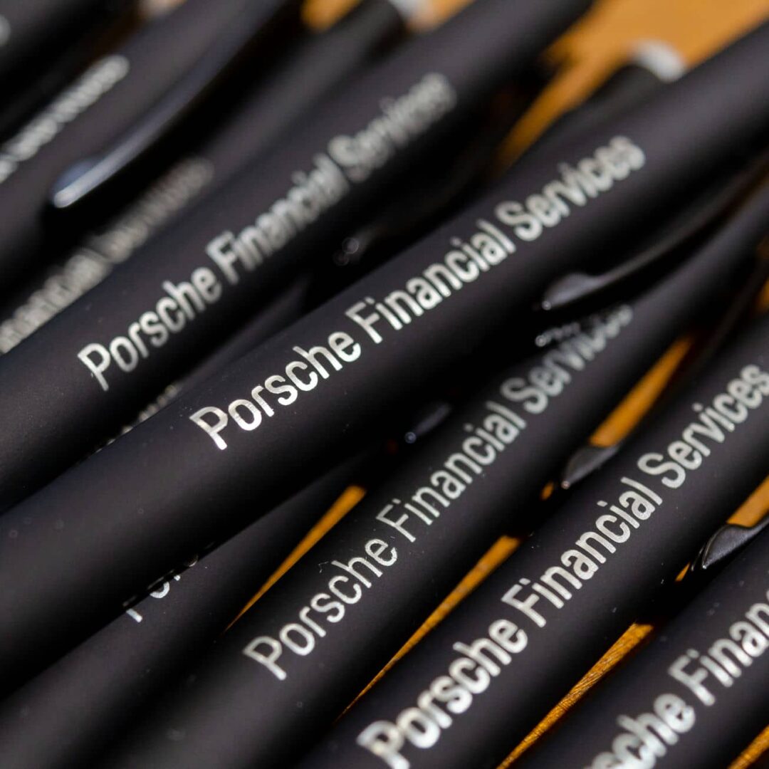 Personalización de bolígrafos para PORSCHE FINANCIAL SERVICES
